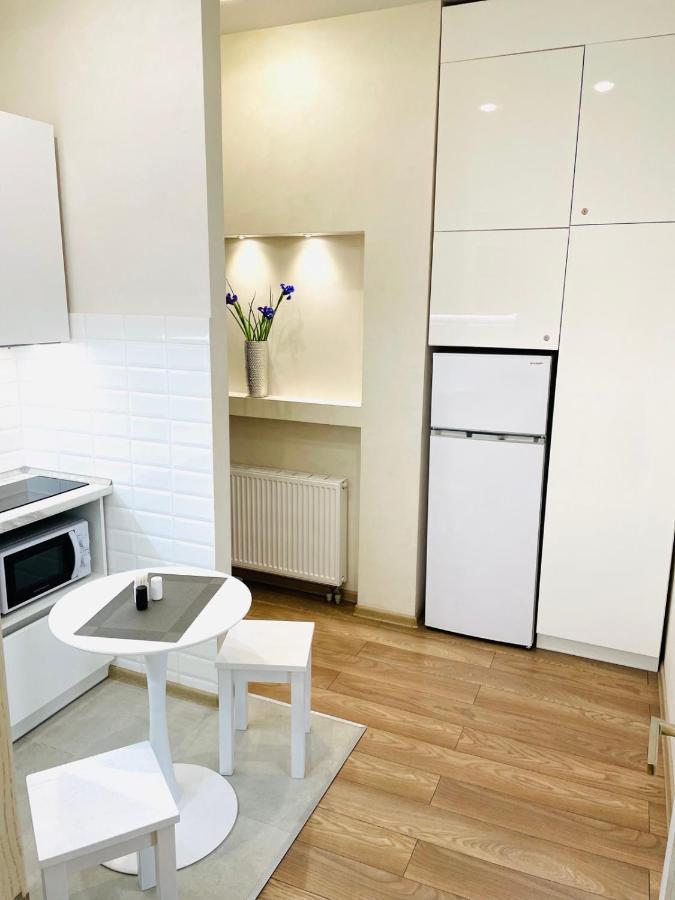 Apartment Жд Вокзал, Центр Lviv Exterior foto